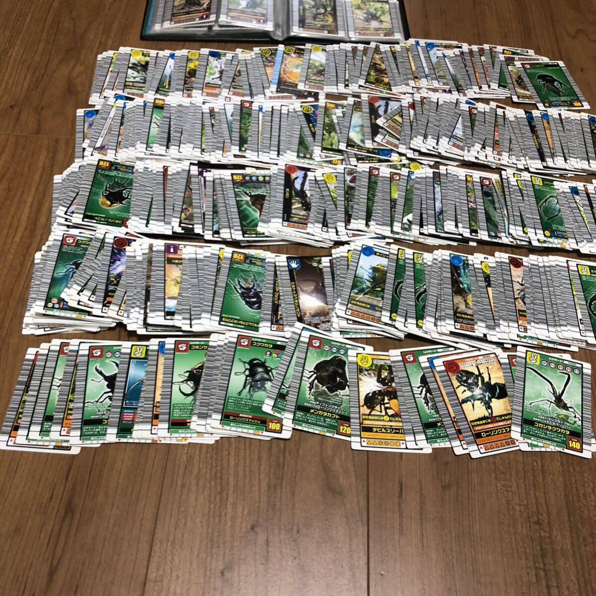 甲虫王者ムシキング ムシキングカード 大量まとめ売り ファイル 甲虫王者ムシキング ムシキングカード 大量まとめ売り ファイル
