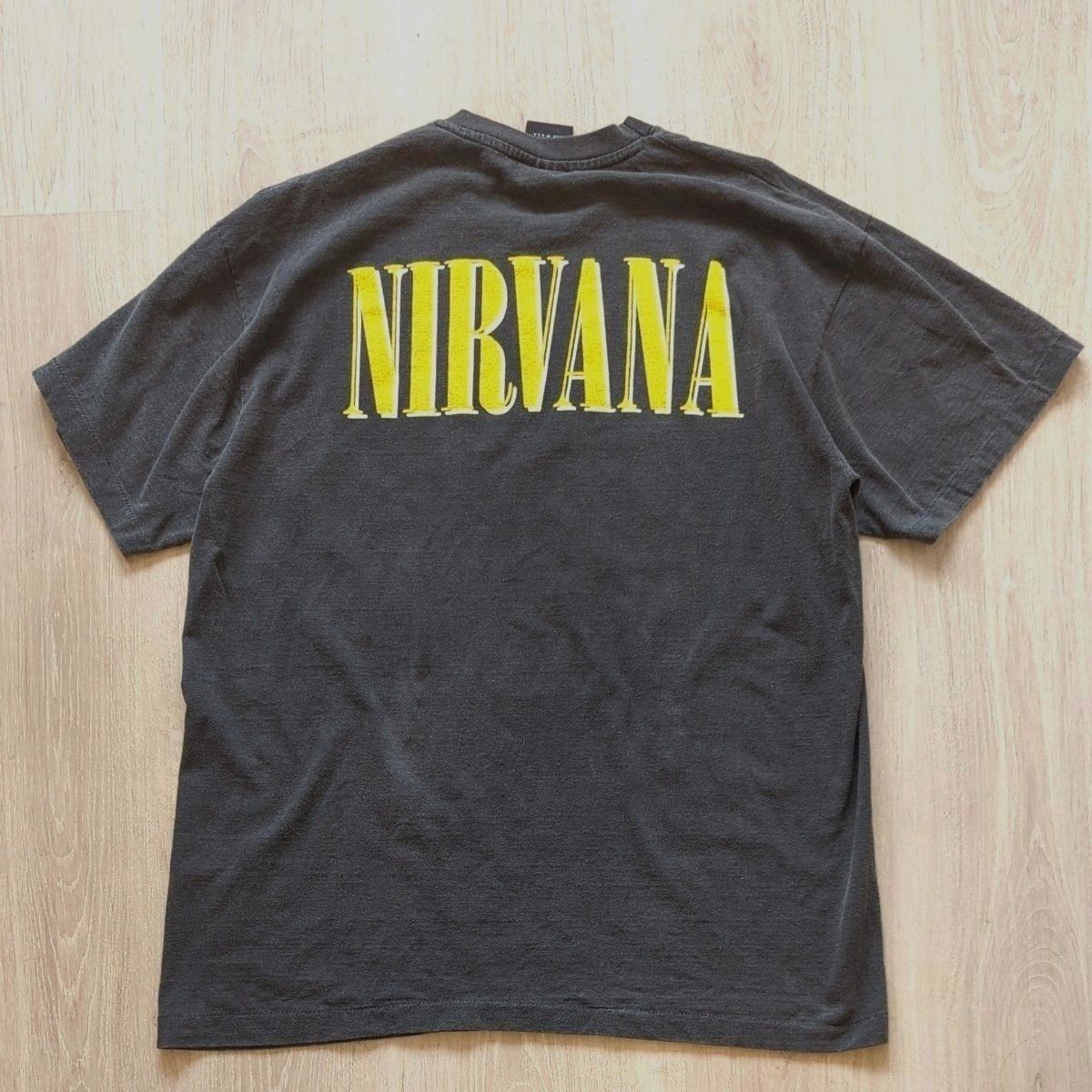 ニルヴァーナ ヴィンテージ Tシャツ 1997|Yahoo!フリマ(旧 ニルヴァーナ ヴィンテージ Tシャツ 1997|Yahoo!フリマ(旧