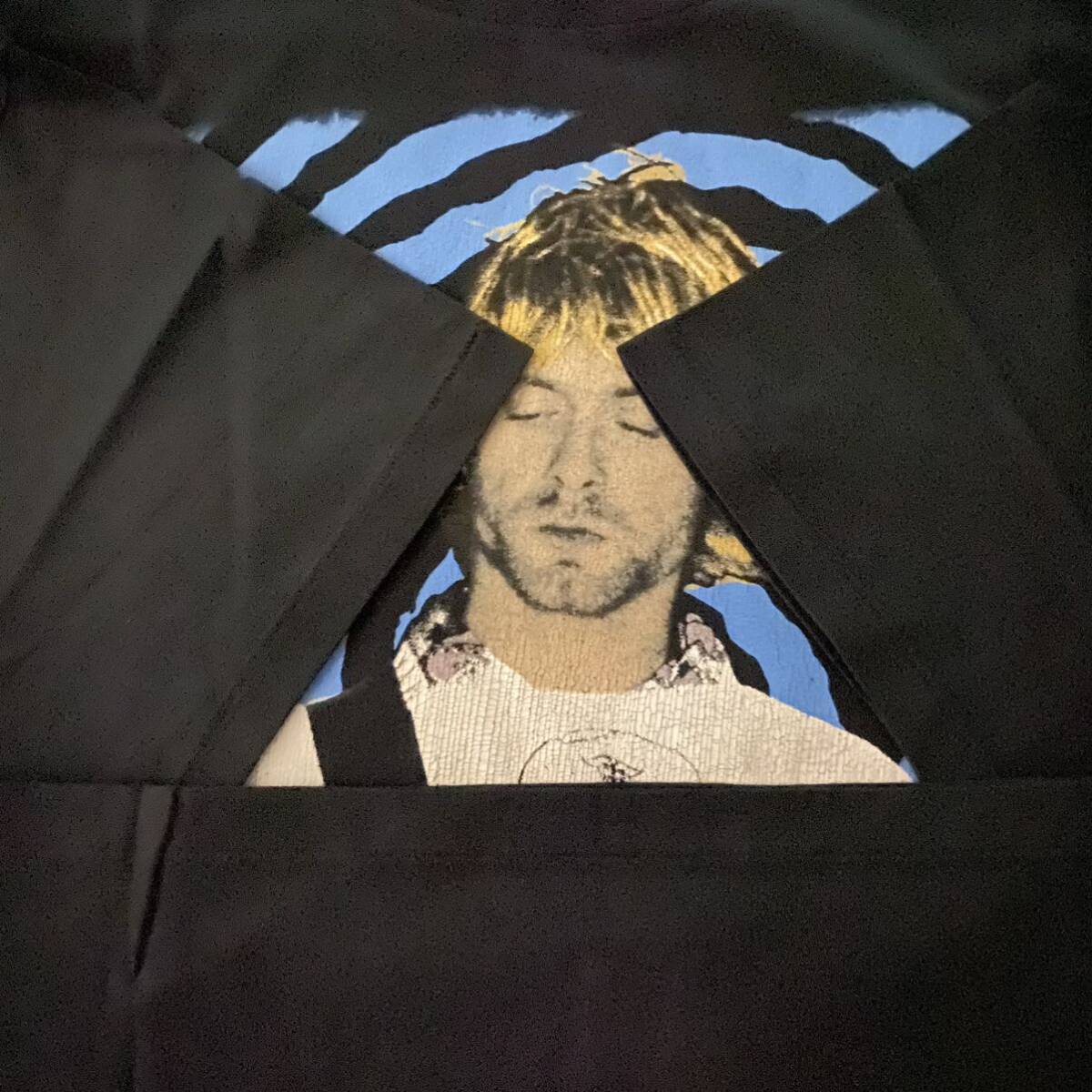 XL KURT COBAIN カートコバーン 渦巻きラップT バンドT XL KURT COBAIN カートコバーン 渦巻きラップT バンドT