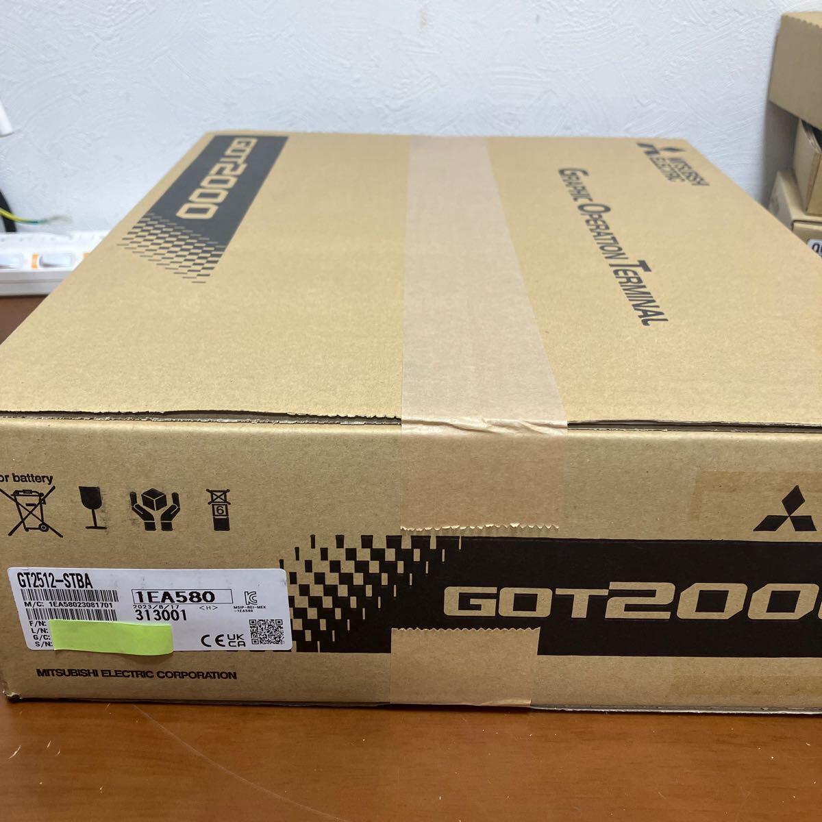 Yahoo!オークション - (未使用)三菱電機 タッチパネル GT2512 Yahoo!オークション - (未使用)三菱電機 タッチパネル GT2512