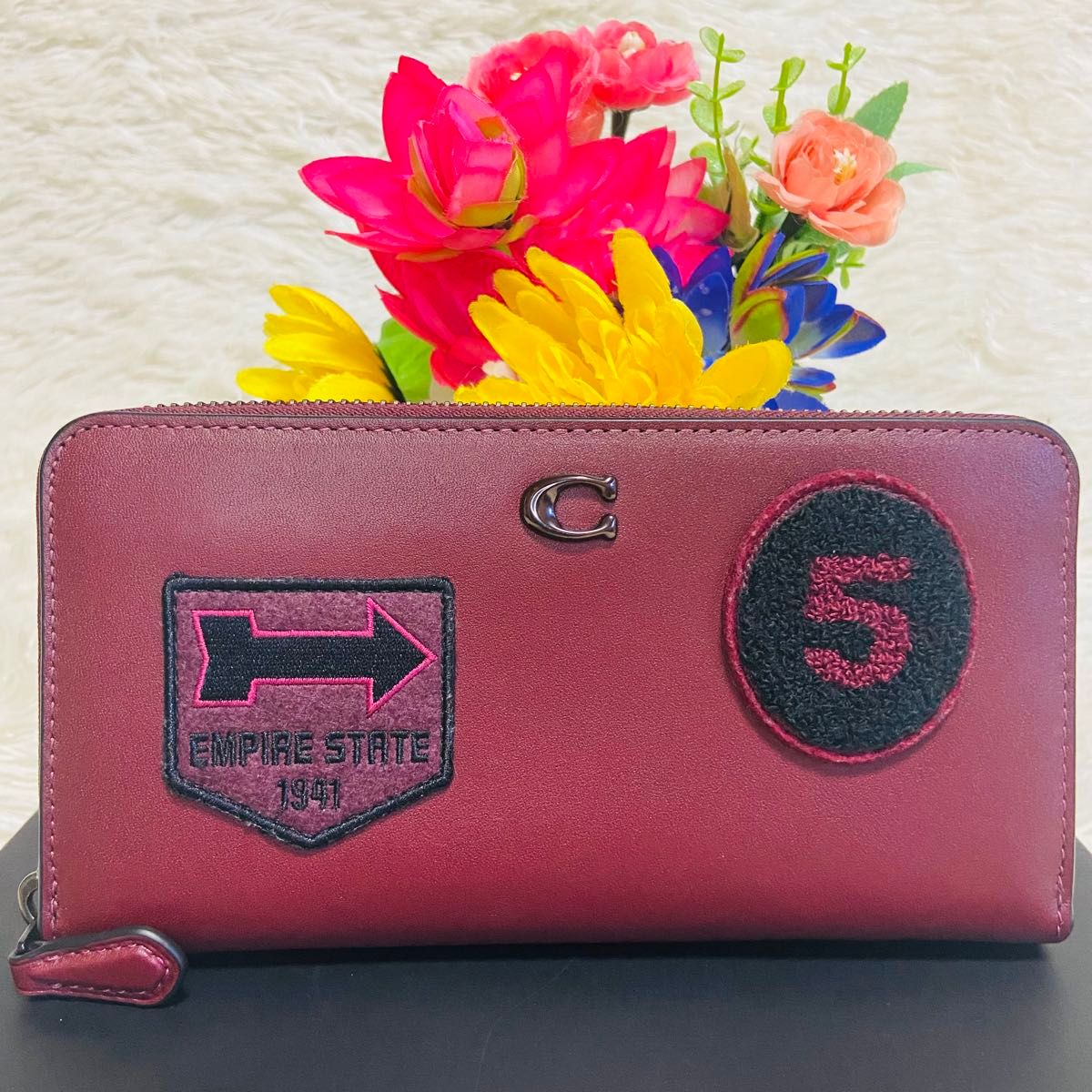 本革 新品 COACH コーチ 長財布 ヴァーシティ ラウンド 本革 新品 COACH コーチ 長財布 ヴァーシティ ラウンド