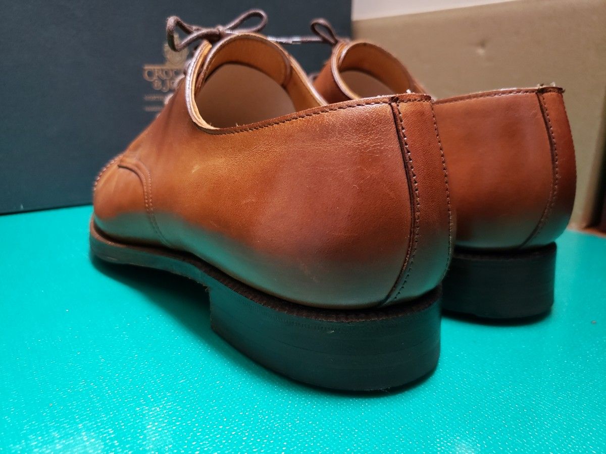 美極品】クロケット&ジョーンズ ドライコット パンチドキャップ 美極品】クロケット&ジョーンズ ドライコット パンチドキャップ