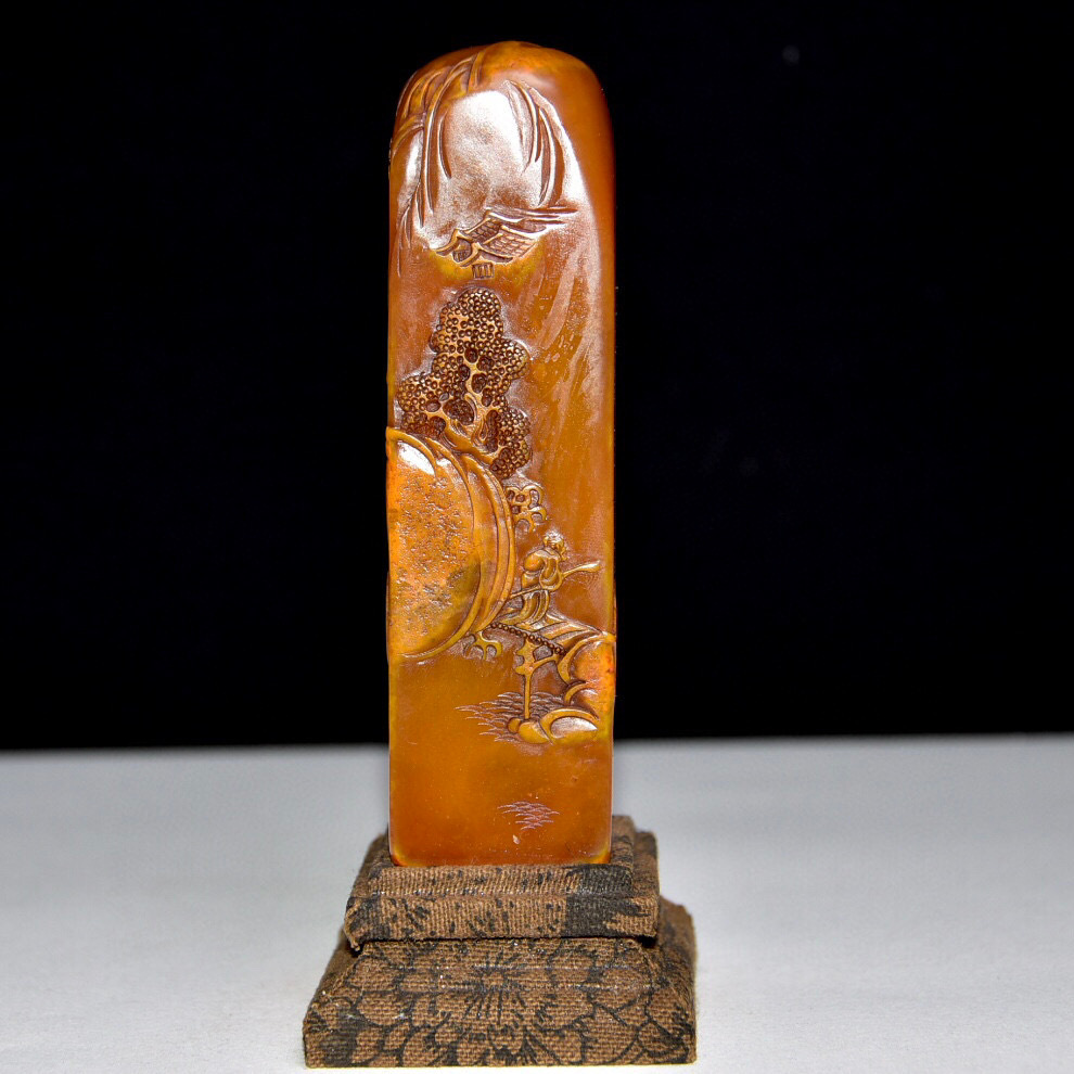 蔵友館蔵品・寿山石・田黄石・細密彫・松下老人紋印章・箱付 蔵友館蔵品・寿山石・田黄石・細密彫・松下老人紋印章・箱付