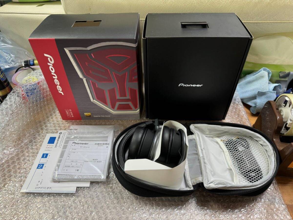 PIONEER パイオニア SE-MX8-K AUTOBOT 版 トランスフォーマー コラボモデル ヘッドフォン 新品未使用 美品 送料無料 同梱可