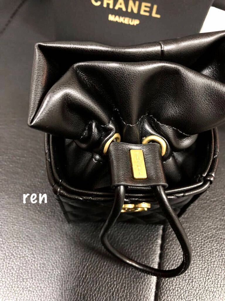 希少新品 CHANEL シャネル ノベルティ ショルダーバッグ ポーチ 希少新品 CHANEL シャネル ノベルティ ショルダーバッグ ポーチ