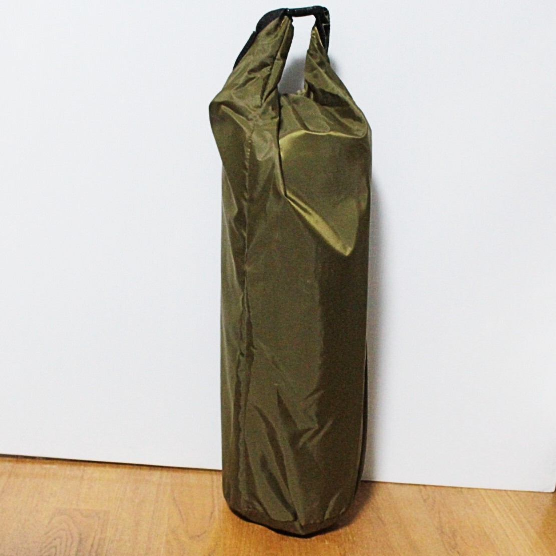 新品 定価28000円 収納袋付 防水シームフルフライシート ベンチ 新品 定価28000円 収納袋付 防水シームフルフライシート ベンチ