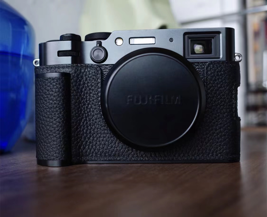本革カメラケース 富士フイルム FUJIFILM x100VI/x100 6用 本革カメラケース 富士フイルム FUJIFILM x100VI/x100 6用