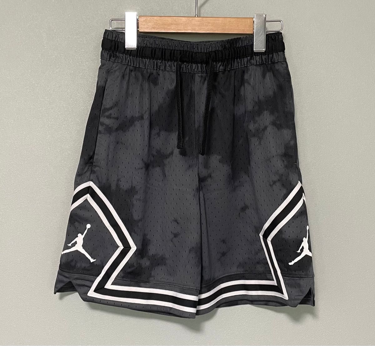 S 新品 JORDAN バスパン ショートパンツ ダイヤモンドショーツ S 新品 JORDAN バスパン ショートパンツ ダイヤモンドショーツ