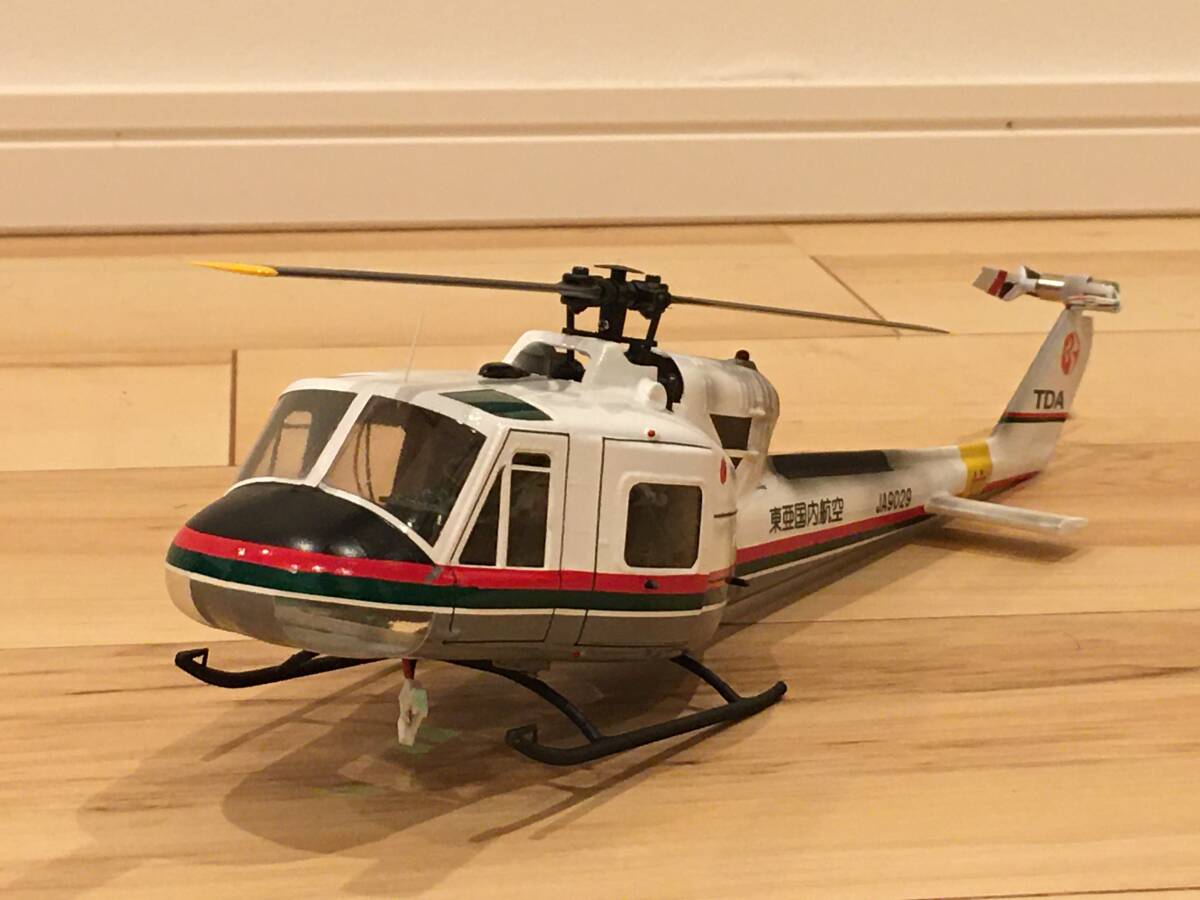 Bell 204B 東亜国内航空 XK K110ベース ヘリコプター Bell 204B 東亜国内航空 XK K110ベース ヘリコプター