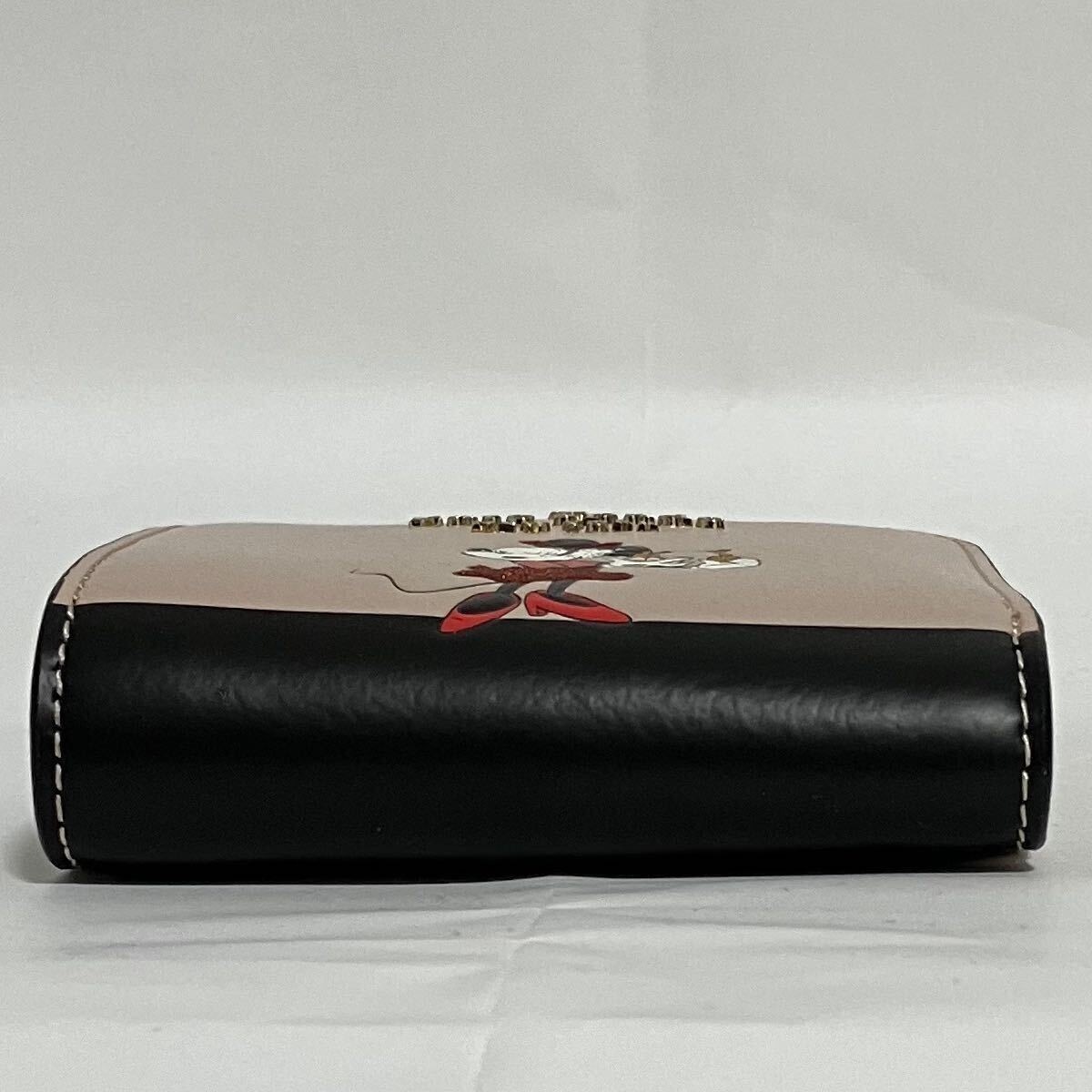 美品】kate spade NEW YORK×Disney 二つ折り財布 コラボ ミニー 美品】kate spade NEW YORK×Disney 二つ折り財布 コラボ ミニー