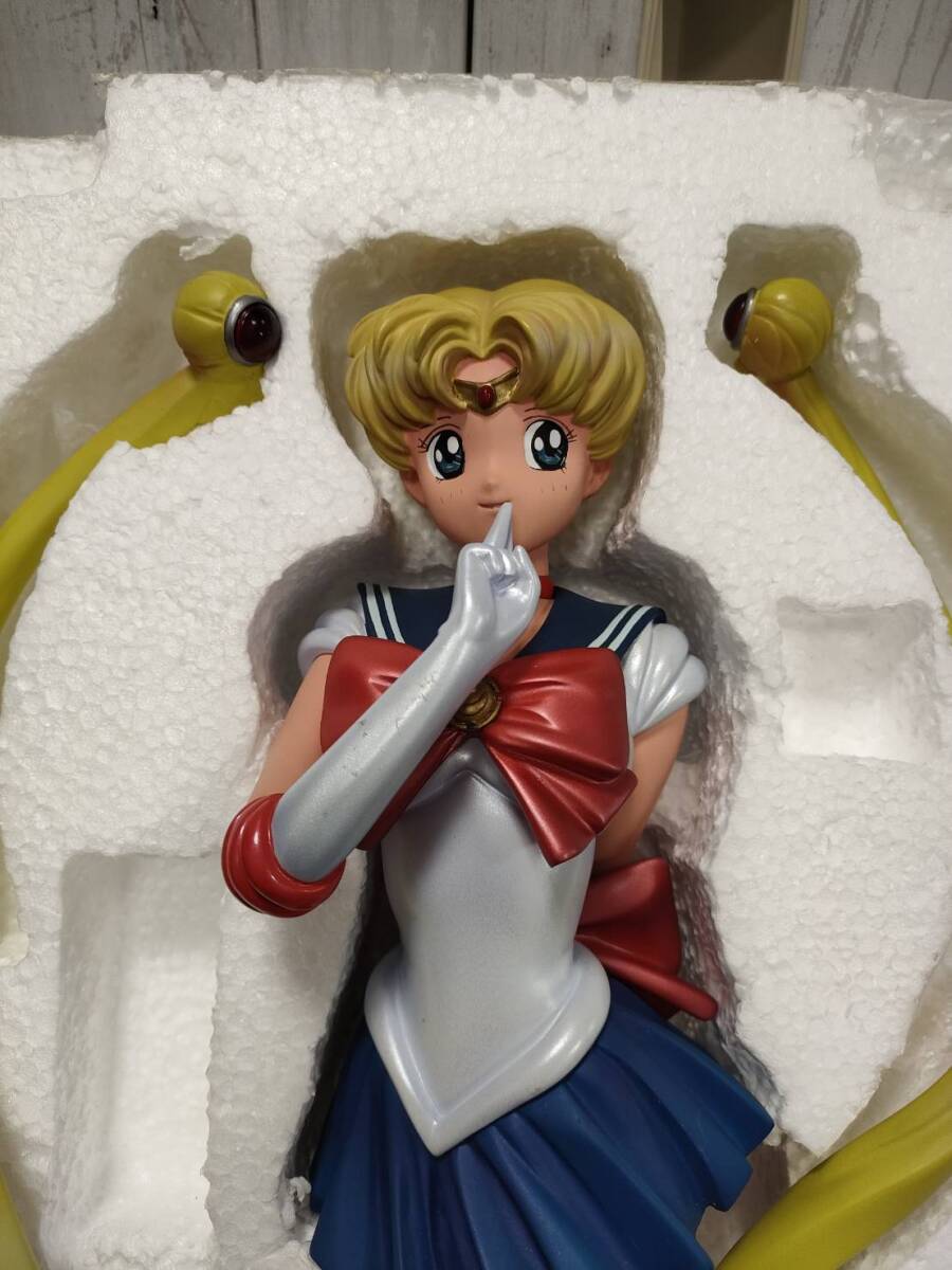 セーラームーン 海洋堂 コールドキャスト塗装済彫像 美少女戦士 セーラームーン 海洋堂 コールドキャスト塗装済彫像 美少女戦士