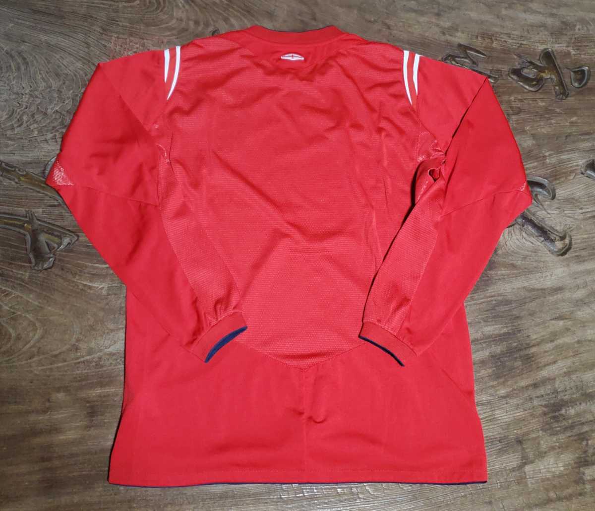 値下げ交渉 2004-06年 イングランド代表 UMBRO AWAY 長袖 検)04 値下げ交渉 2004-06年 イングランド代表 UMBRO AWAY 長袖 検)04
