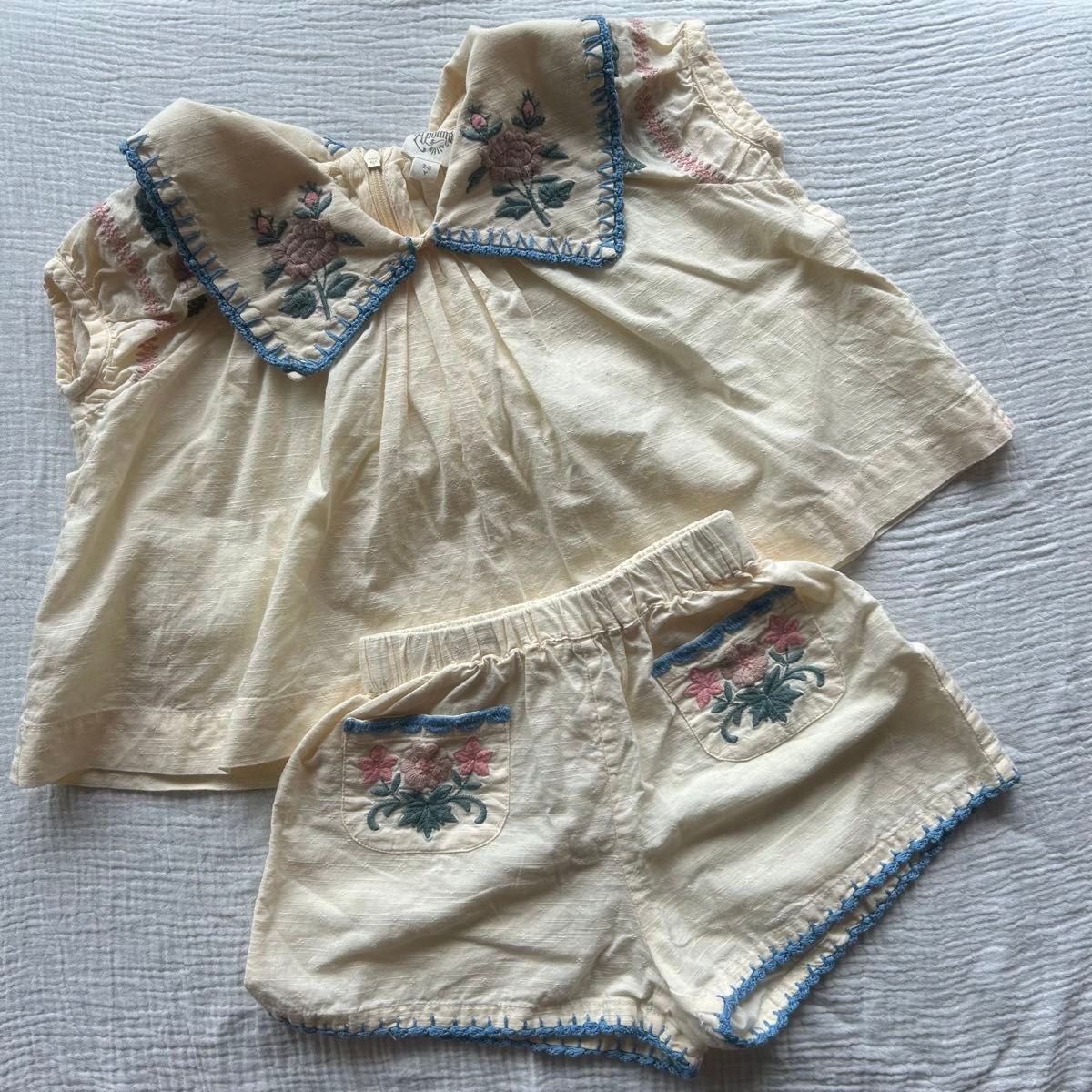 ♡Kページ 未着用】apolina 25ss セットアップ 2-3Y(apolina 2-3y