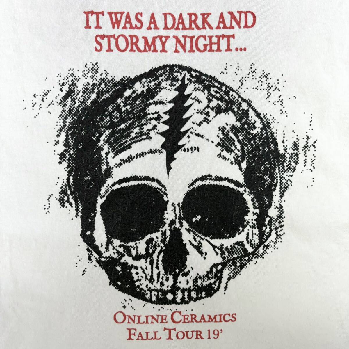 レア ONLINE CERAMICS FALL TOUR 19' Tシャツ XL 白 ホワイト レア ONLINE CERAMICS FALL TOUR 19' Tシャツ XL 白 ホワイト