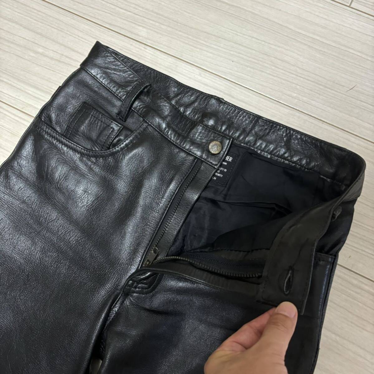 BBH B B H CLOTHING マエノ 中厚 牛革 レザー パンツ 29 黒 BBH B B H CLOTHING マエノ 中厚 牛革 レザー パンツ 29 黒