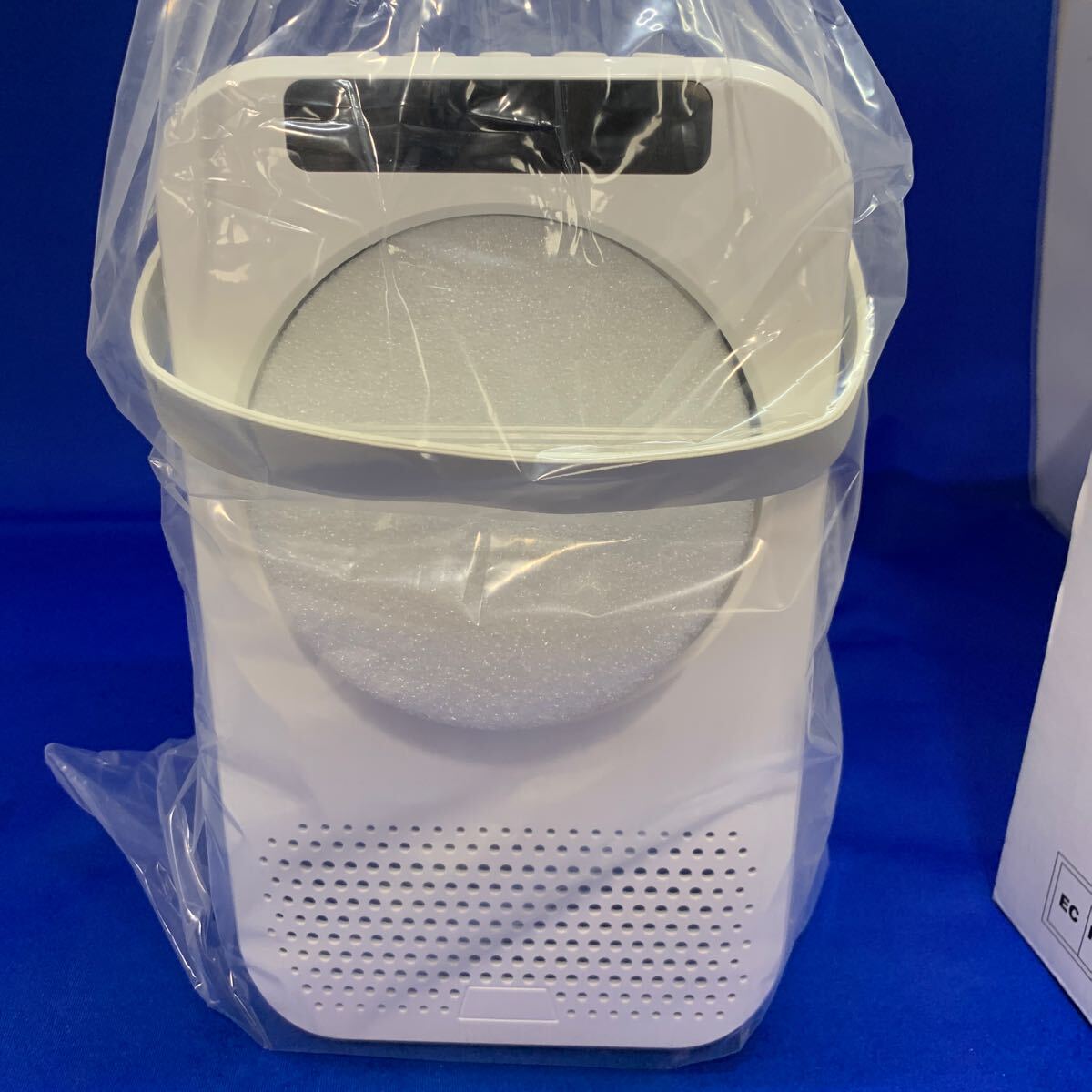 か4 冷風機 冷風扇 卓上 小型 スポットクーラー 600ml 白 軽量 か4 冷風機 冷風扇 卓上 小型 スポットクーラー 600ml 白 軽量