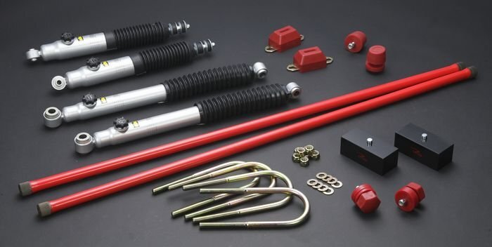 リム KYB Extageサスペンションキット 38mmダウン 1kit ハイエース 200系 2004年9月~ 4WD 標準/ワイドボディ ※ジャストロー不可