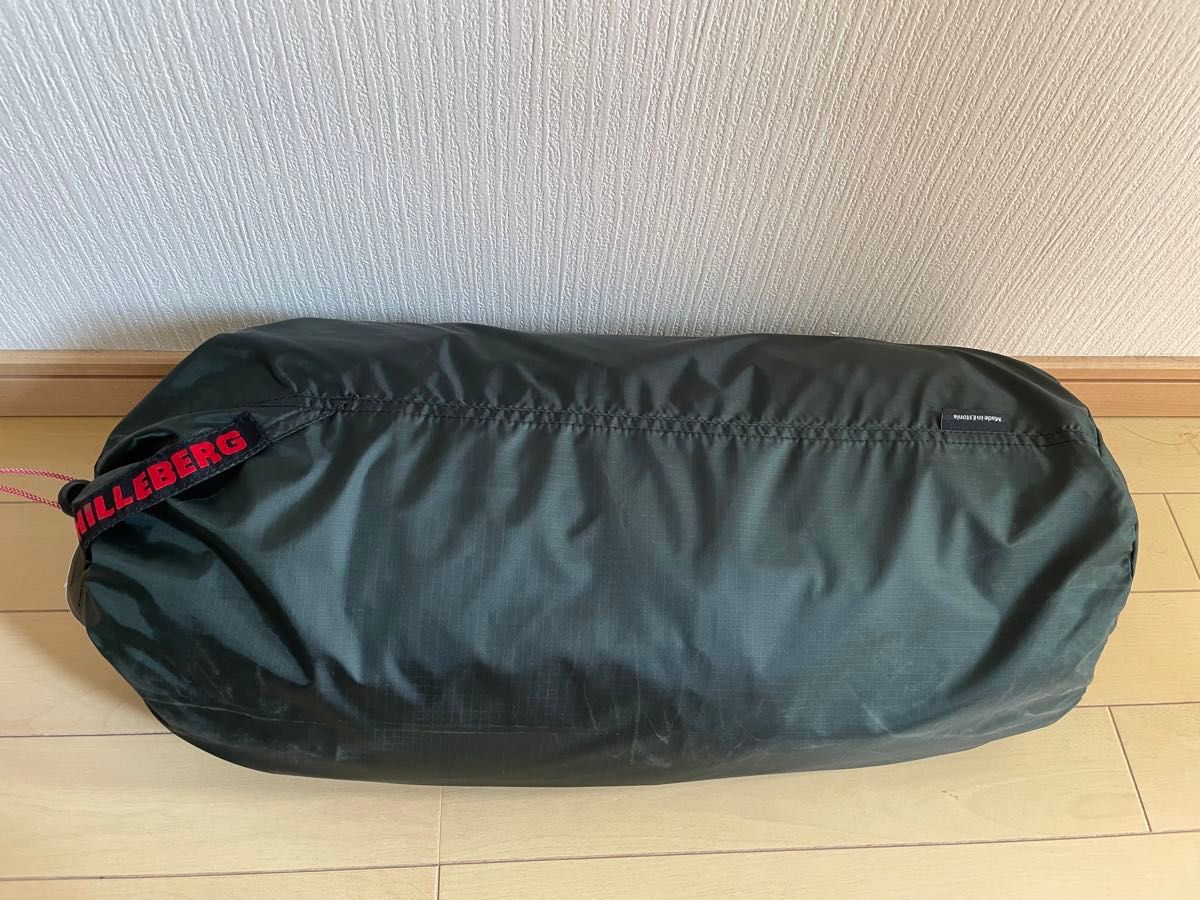 ヒルバーグ ウナ グリーン フットプリント付き 新品未使用 ヒルバーグ ウナ グリーン フットプリント付き 新品未使用