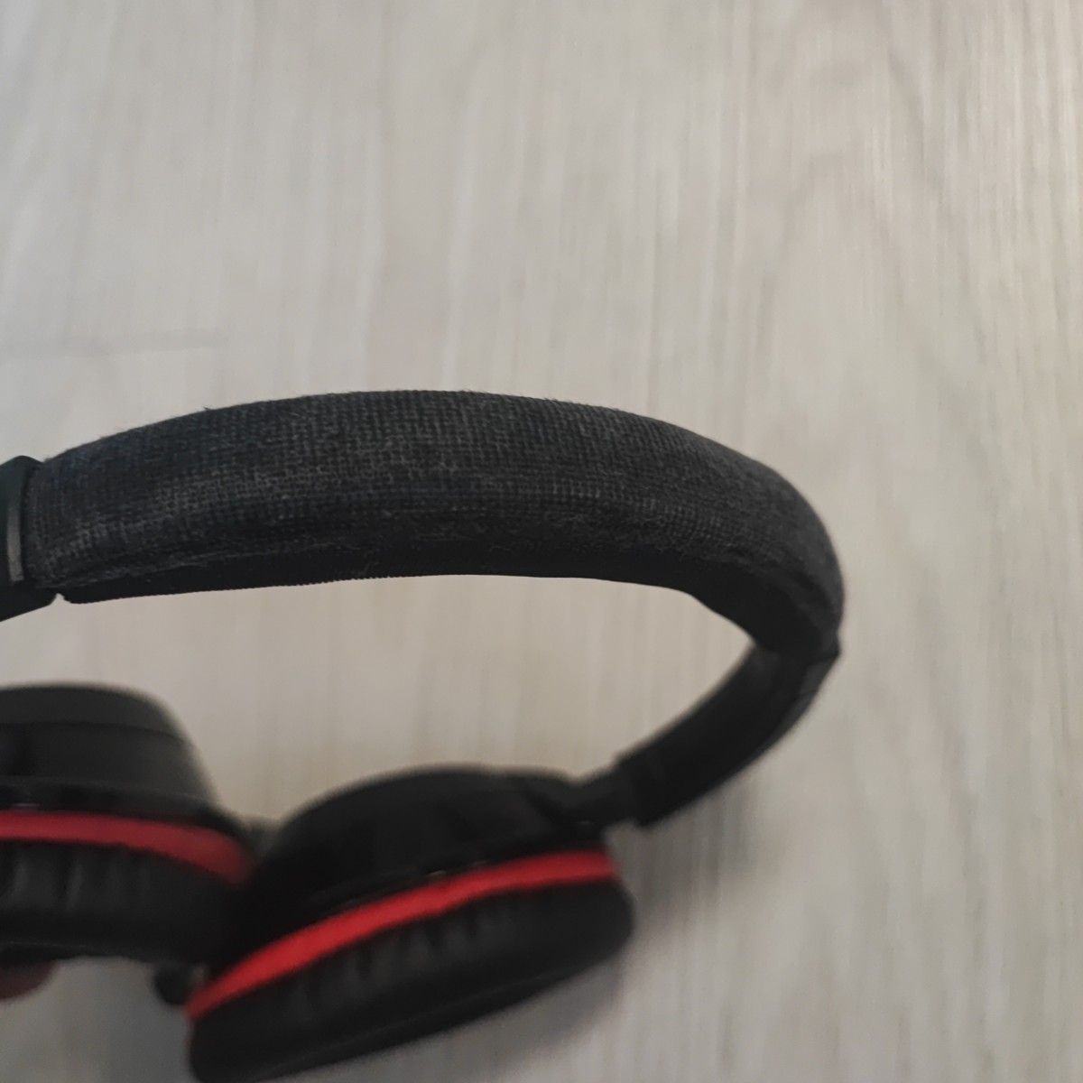 Bose SoundLink around-ear ワイヤレスヘッドホン ブラック Bose SoundLink around-ear ワイヤレスヘッドホン ブラック