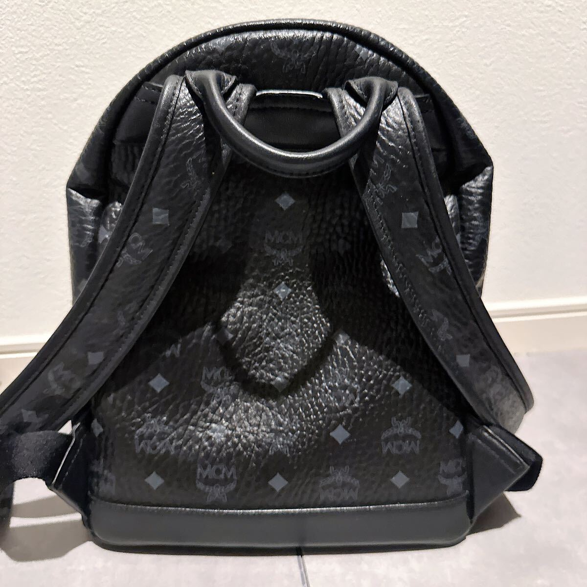 MCM スタッズリュック バックパック ブラック|Yahoo!フリマ(旧 MCM スタッズリュック バックパック ブラック|Yahoo!フリマ(旧