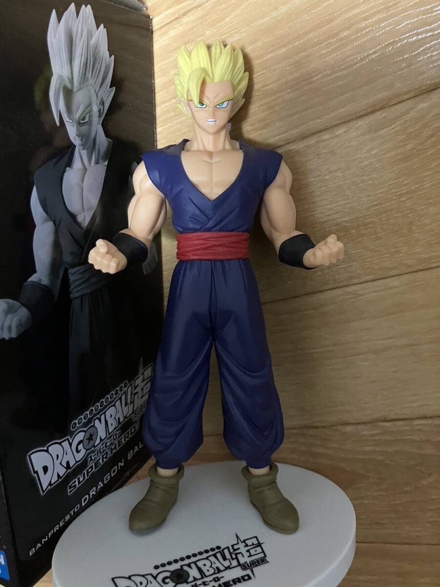 ☆ドラゴンボール超 スーパーヒーロー DXF-超サイヤ人孫悟飯- フィギュア☆