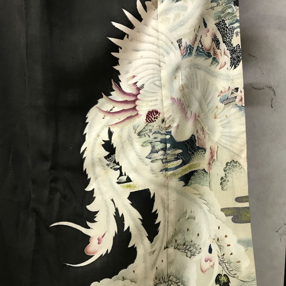アンティーク 黒留袖 鳥 刺繍 縮緬 着物 昭和レトロ 大正ロマン アンティーク 黒留袖 鳥 刺繍 縮緬 着物 昭和レトロ 大正ロマン