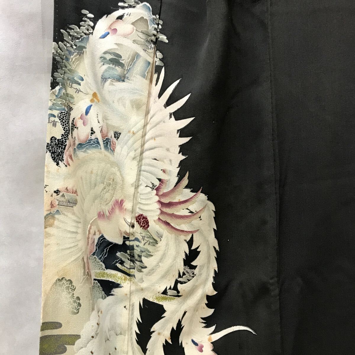 アンティーク 黒留袖 鳥 刺繍 縮緬 着物 昭和レトロ 大正ロマン アンティーク 黒留袖 鳥 刺繍 縮緬 着物 昭和レトロ 大正ロマン