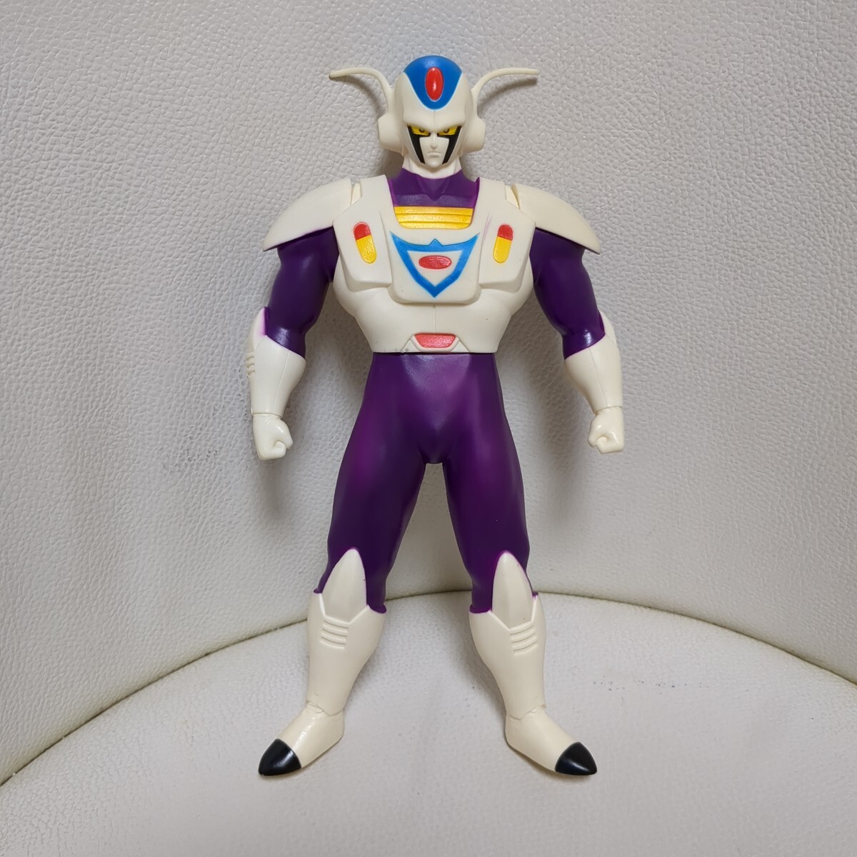 Yahoo!オークション - 貯金戦士キャッシュマン ソフビフィギュア Yahoo!オークション - 貯金戦士キャッシュマン ソフビフィギュア