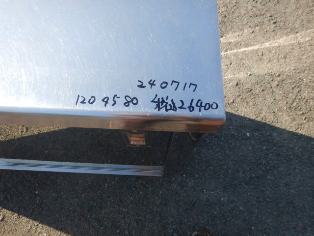 業務用 ステンレス 調理台 W120 D45 H80cm 1200 引違い 扉付 業務用 ステンレス 調理台 W120 D45 H80cm 1200 引違い 扉付