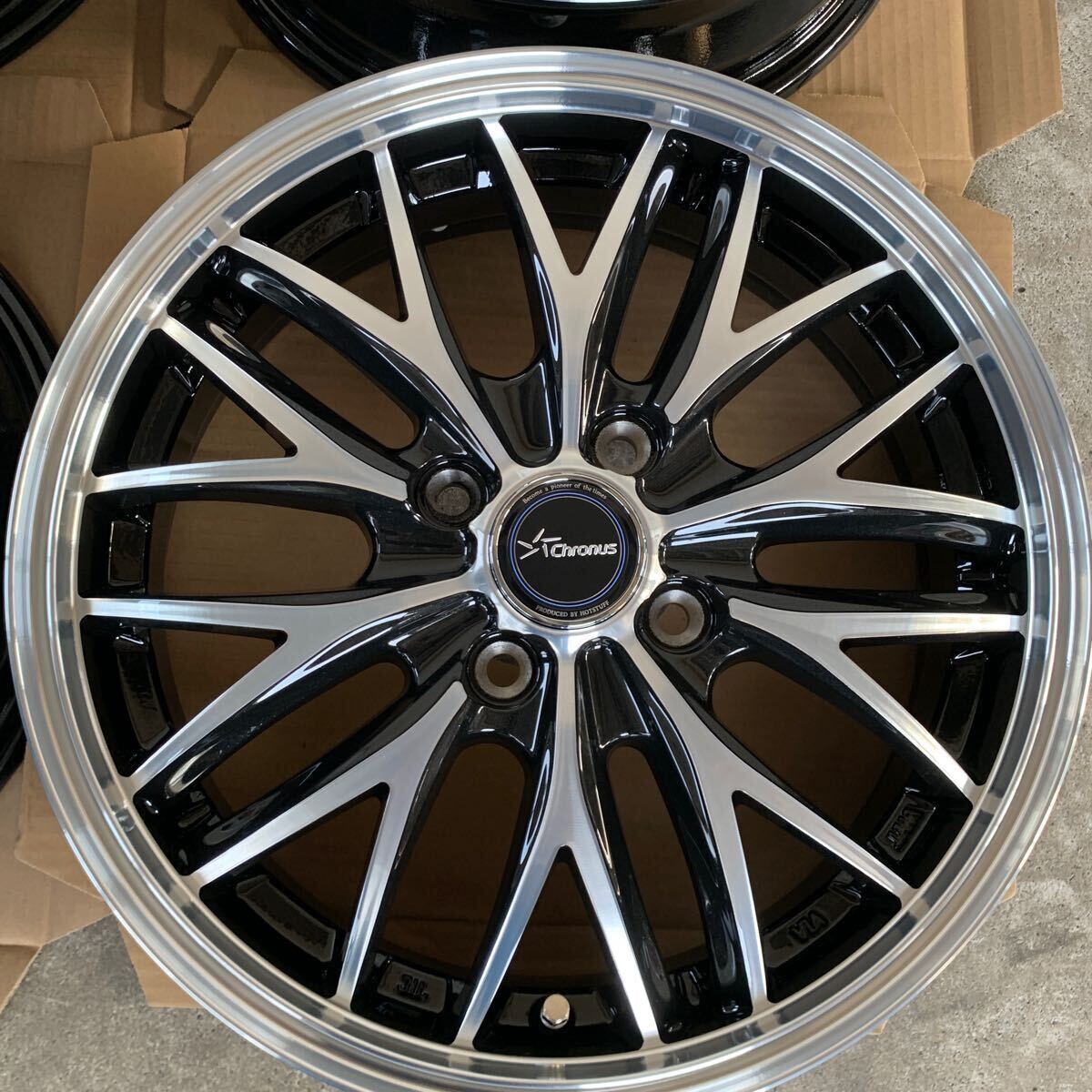 HotStuff Chronus CH-113 ホイール 15インチ 15 X 6.0J +43 5穴 100
ピレリ POWERGY パワジー サマータイヤ 195/65R15 プリウス カローラスポーツ XV HotStuff Chronus CH-113 ホイール 15インチ 15 X 6.0J +43 5穴 100
ピレリ POWERGY パワジー サマータイヤ 195/65R15 プリウス カローラスポーツ XV