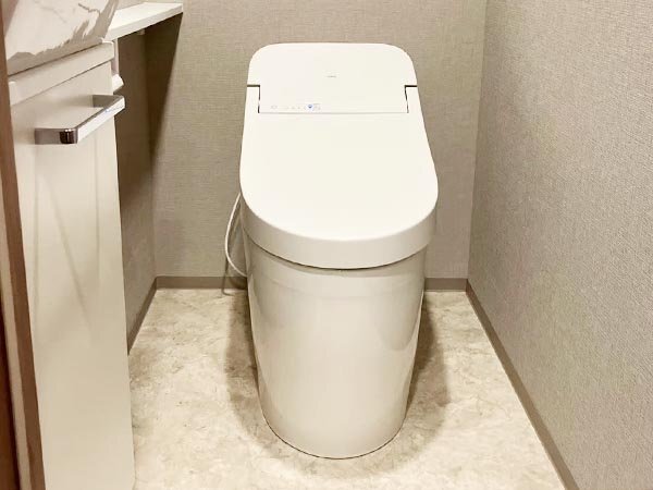 Yahoo!オークション - 【展示未使用品】2022年製 TOTO Yahoo!オークション - 【展示未使用品】2022年製 TOTO