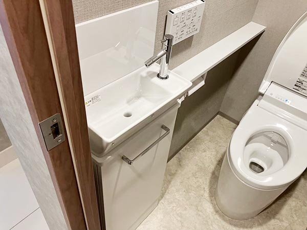 Yahoo!オークション - 【展示未使用品】2022年製 TOTO Yahoo!オークション - 【展示未使用品】2022年製 TOTO