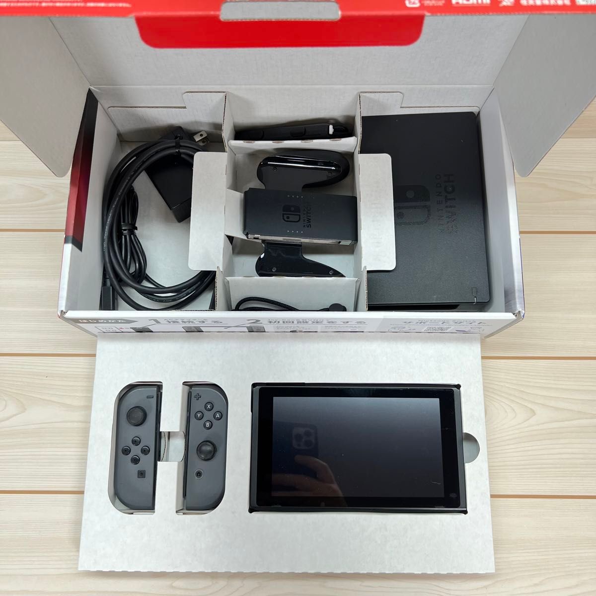 Switch】スイッチ 未対策機 初期型 本体一式 付属品完品 2017年 Switch】スイッチ 未対策機 初期型 本体一式 付属品完品 2017年