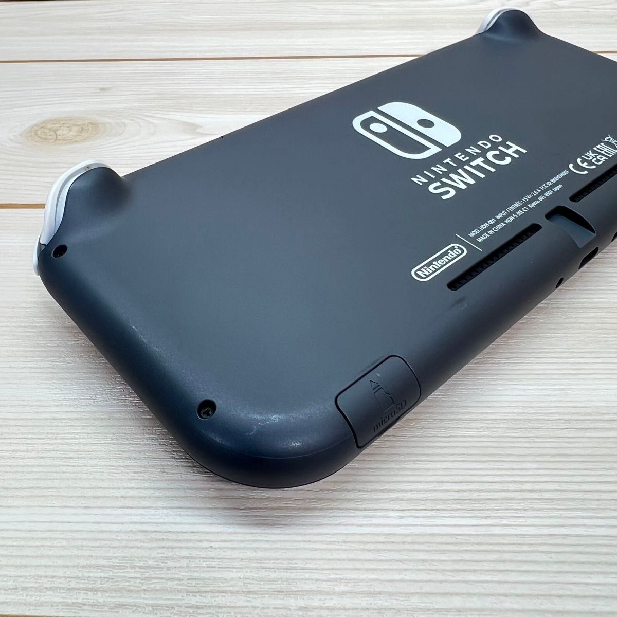 Switch Lite】スイッチライト グレー 本体 2021年製|Yahoo Switch Lite】スイッチライト グレー 本体 2021年製|Yahoo