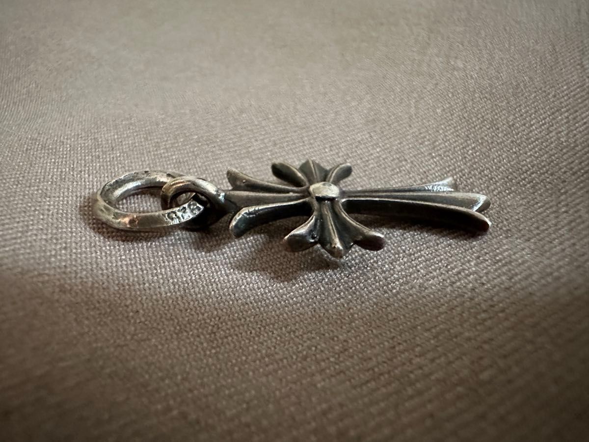 クロムハーツ Chrome Hearts タイニーCH クロス 初代 レア クロムハーツ Chrome Hearts タイニーCH クロス 初代 レア