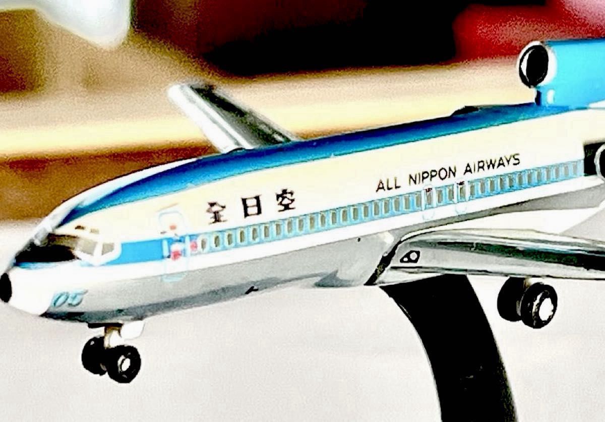 未展示品 B727 ANA公式精巧モデル 1/500 モヒカン塗装 JA8305 未展示品 B727 ANA公式精巧モデル 1/500 モヒカン塗装 JA8305