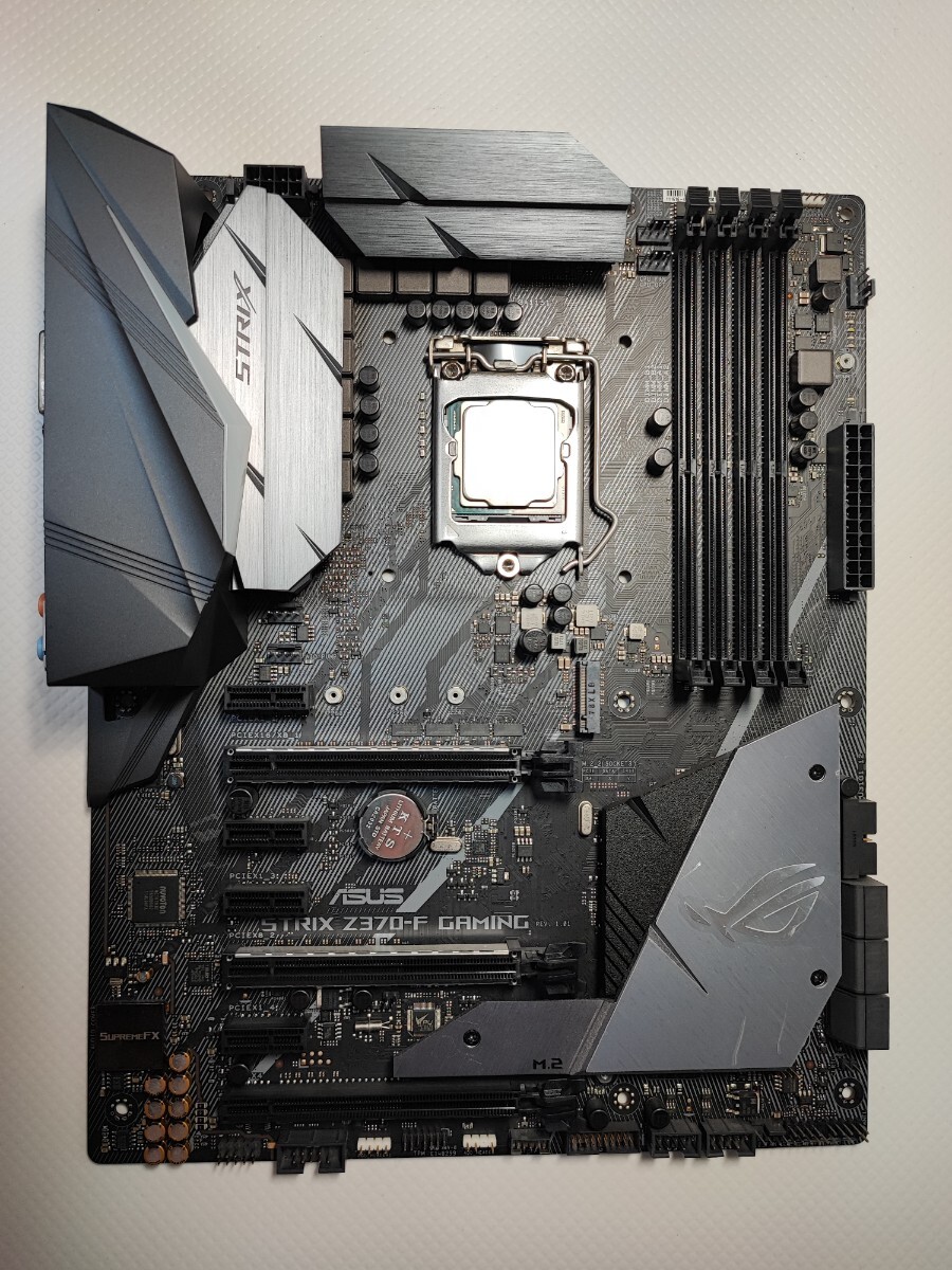 ASUS ROG STRIX Z370-F GAMING マザーボード Intel Core i7 ASUS ROG STRIX Z370-F GAMING マザーボード Intel Core i7