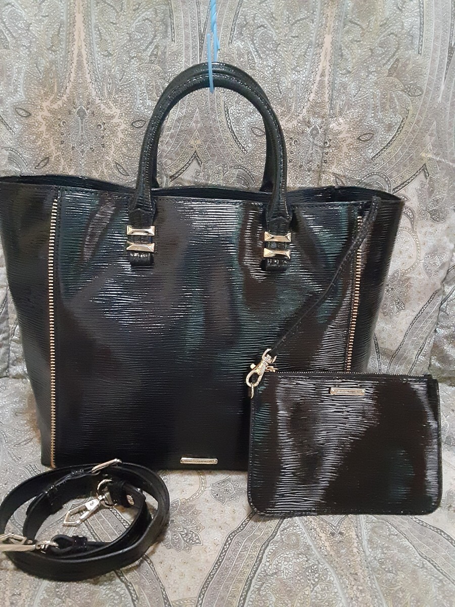 ★レベッカミンコフ Buckle Up Shoulder バッグ関税込★ レベッカミンコフ REBECCA MINKOFF ブラックエナメルレザー/2way