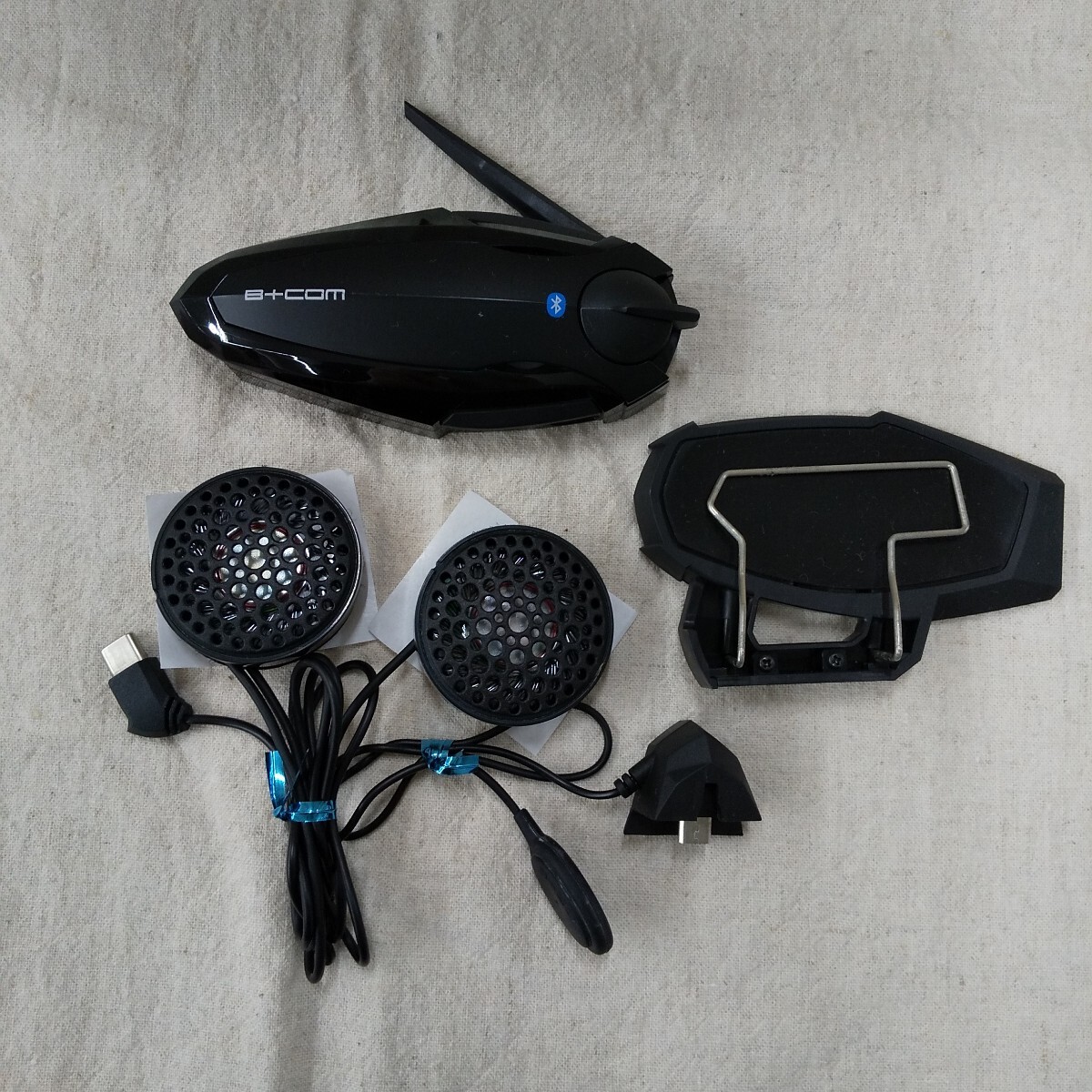 Yahoo!オークション - B+COM SB6X ビーコム インカム ジャンク品 Yahoo!オークション - B+COM SB6X ビーコム インカム ジャンク品