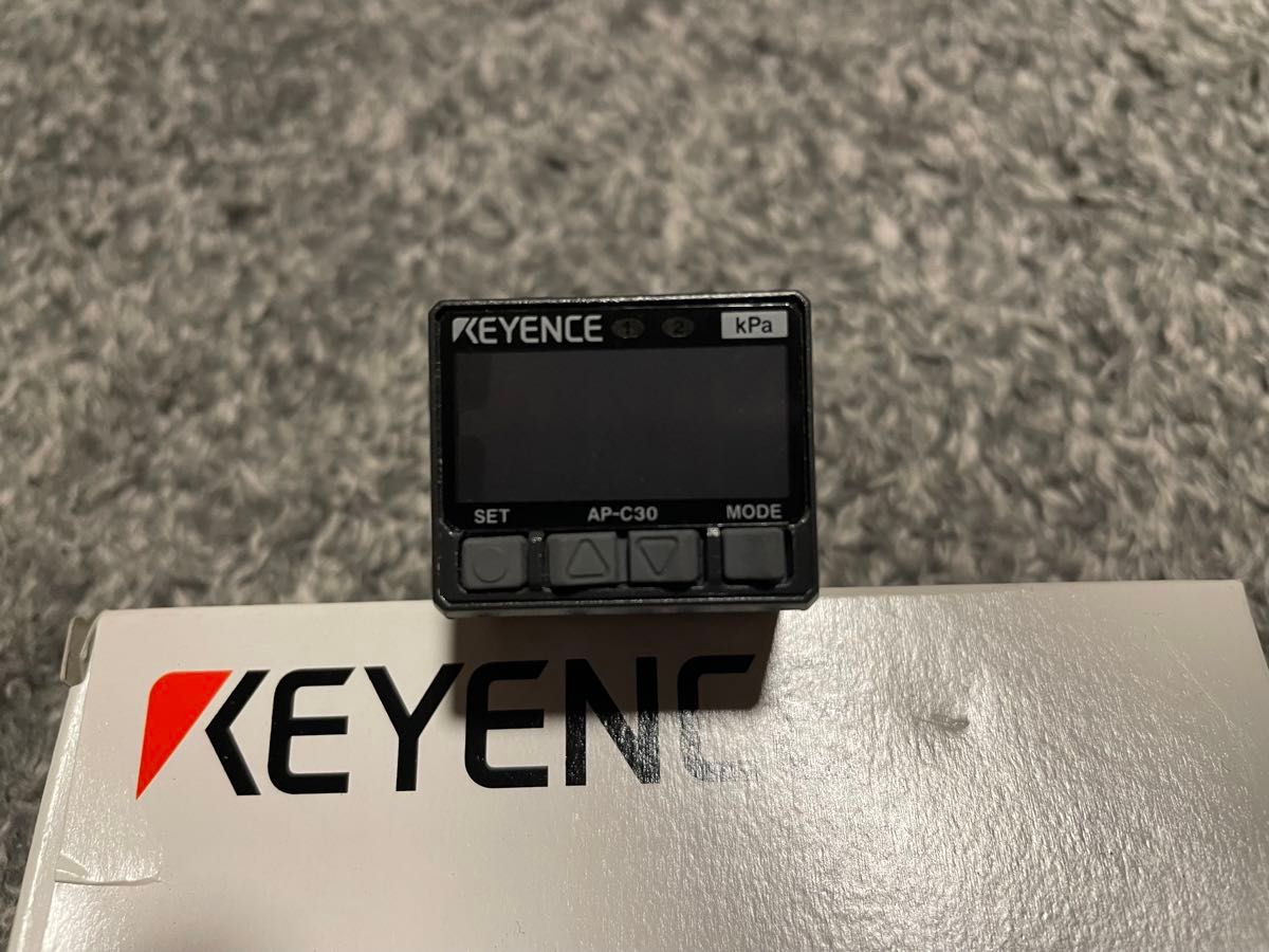 キーエンス KEYENCE 超小型デジタル圧力センサ AP-C30 2セット キーエンス KEYENCE 超小型デジタル圧力センサ AP-C30 2セット