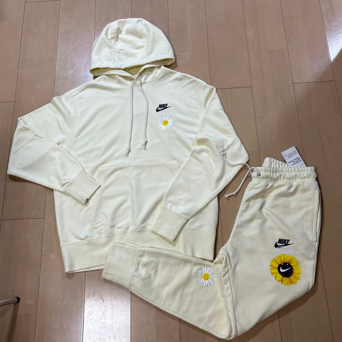 NIKE セットアップ 上XL 下M 新品タグ付き|Yahoo!フリマ(旧 NIKE セットアップ 上XL 下M 新品タグ付き|Yahoo!フリマ(旧