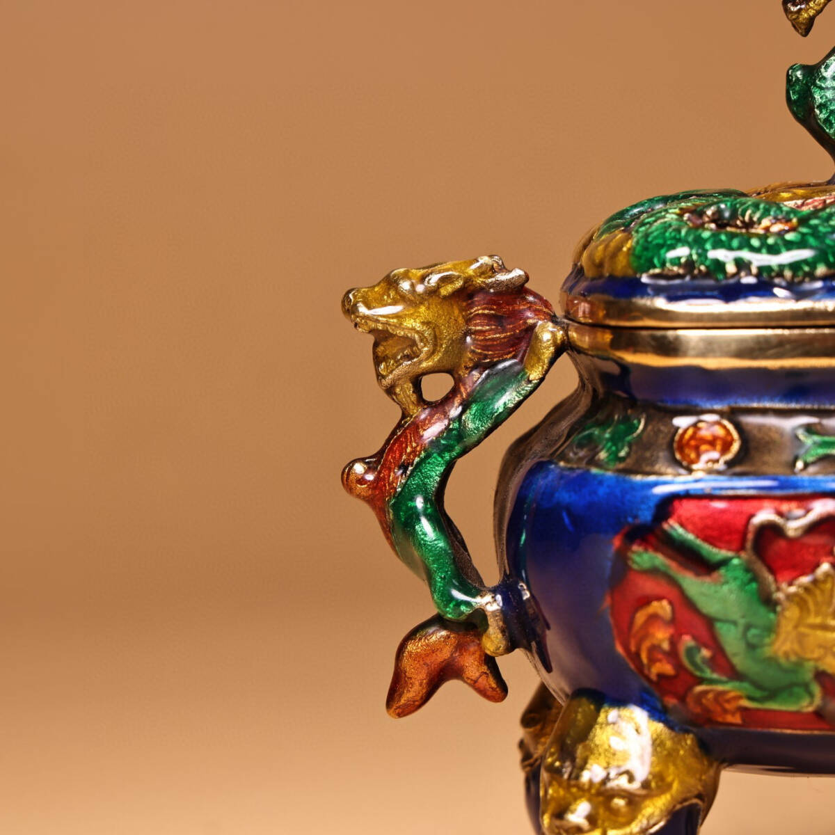 館蔵珍品 銅製 景泰藍 琺瑯彩 雙龍耳 四足熏香炉』置物 賞物 館蔵珍品 銅製 景泰藍 琺瑯彩 雙龍耳 四足熏香炉』置物 賞物