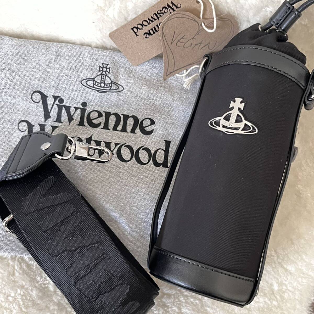 売れ筋・人気アイテム 商品 希少!VivienneWestwood☆ 水筒 売れ筋・人気アイテム 商品 希少!VivienneWestwood☆ 水筒