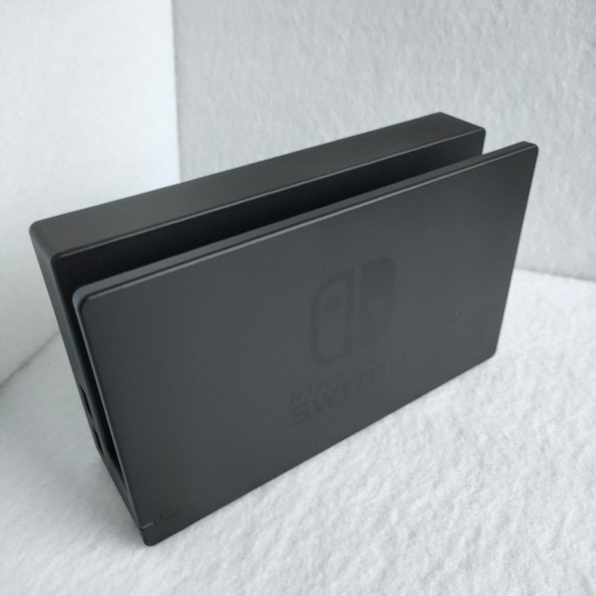 任天堂 Nintendo Switch 本体 ネオンイエロー/ブルー 初期化済 任天堂 Nintendo Switch 本体 ネオンイエロー/ブルー 初期化済