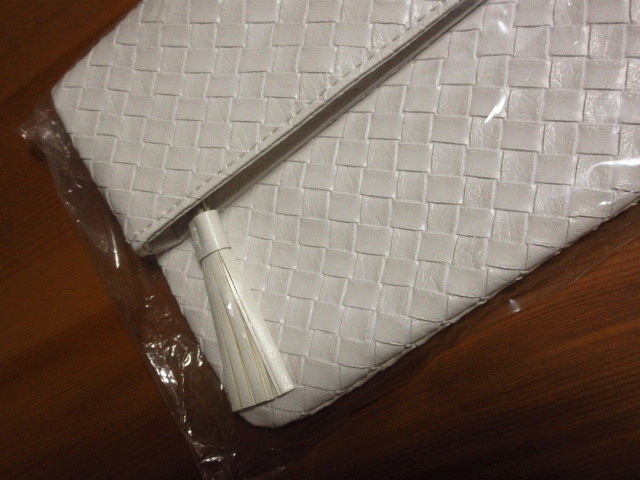  Dr. Ci:Labo si-labo clutch bag white unused not for sale 