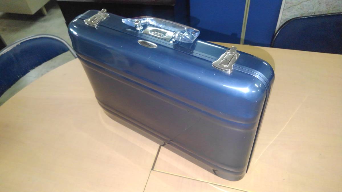 TAKA clear steering wheel US limitation polish blue Zero Halliburton retro Classic aluminium body attache case USA