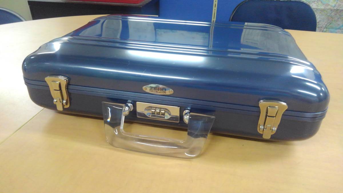 TAKA clear steering wheel US limitation polish blue Zero Halliburton retro Classic aluminium body attache case USA