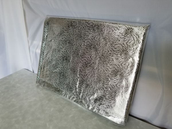 Yahoo!オークション - 新品 銀敷 8畳 360cm×360cm 銀プレス 銀 Yahoo!オークション - 新品 銀敷 8畳 360cm×360cm 銀プレス 銀