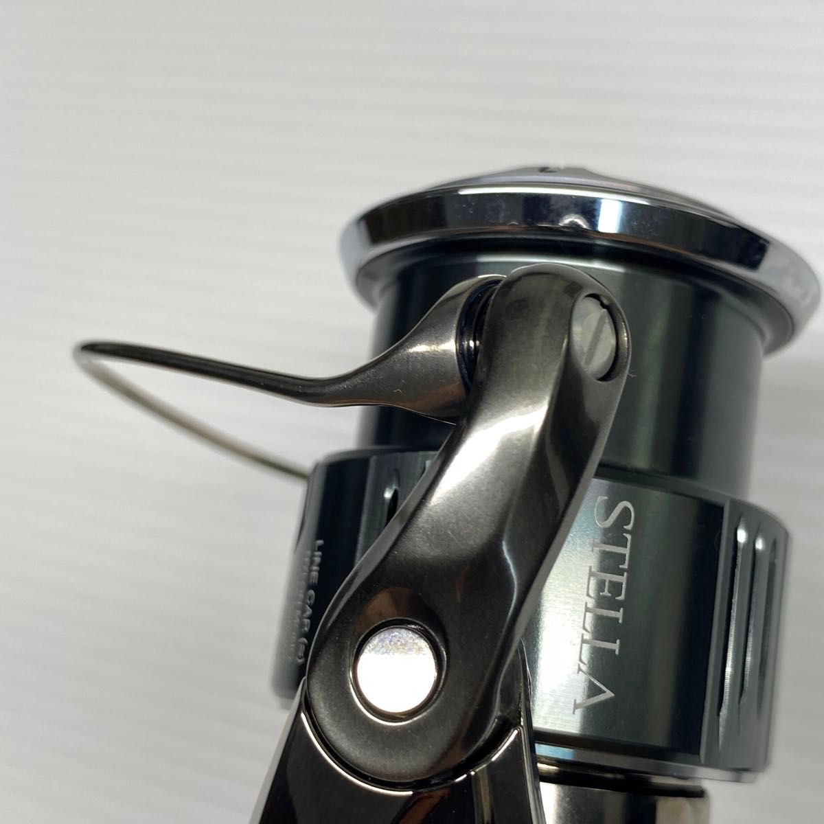 シマノ 22 ステラ C3000MHG SHIMANO STELLA スピニングリール シマノ 22 ステラ C3000MHG SHIMANO STELLA スピニングリール