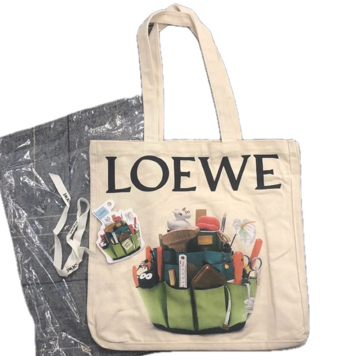 新品未開封 LOEWE 「CRAFTED WORLD」 トートバッグ エコバッグ 新品未開封 LOEWE 「CRAFTED WORLD」 トートバッグ エコバッグ